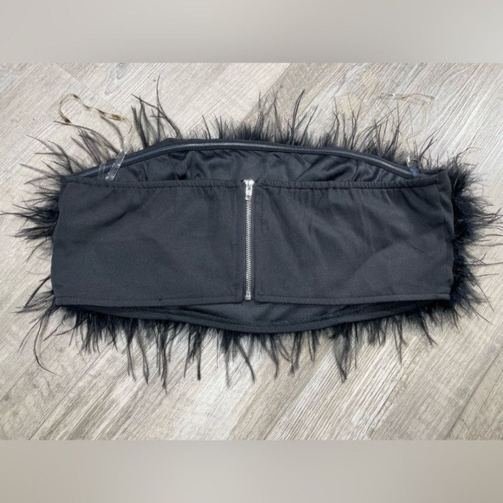 Boohoo Feather Bandeau Top W/ 8 Black Strapless Zip Back Crop LN/NWOT - Picture 6 of 8